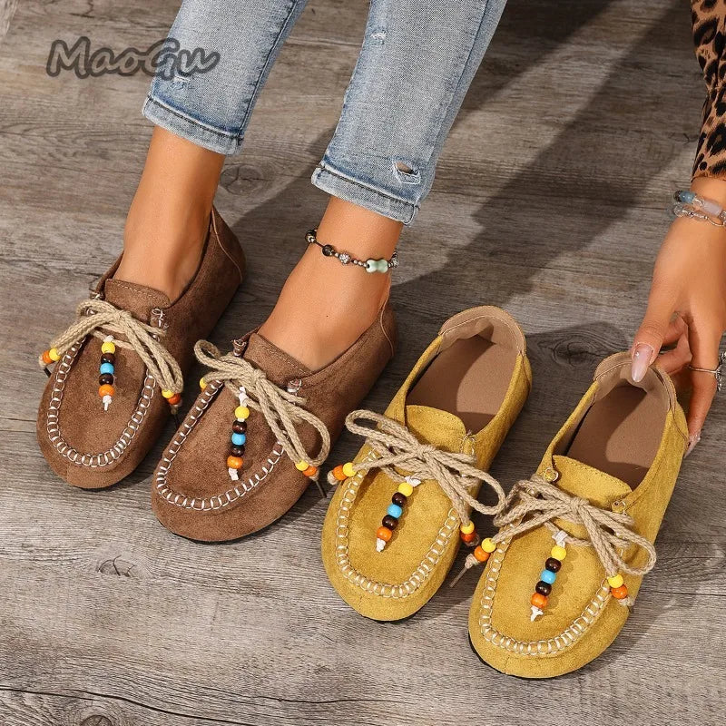 Mocassins à lacets et perles pour femme