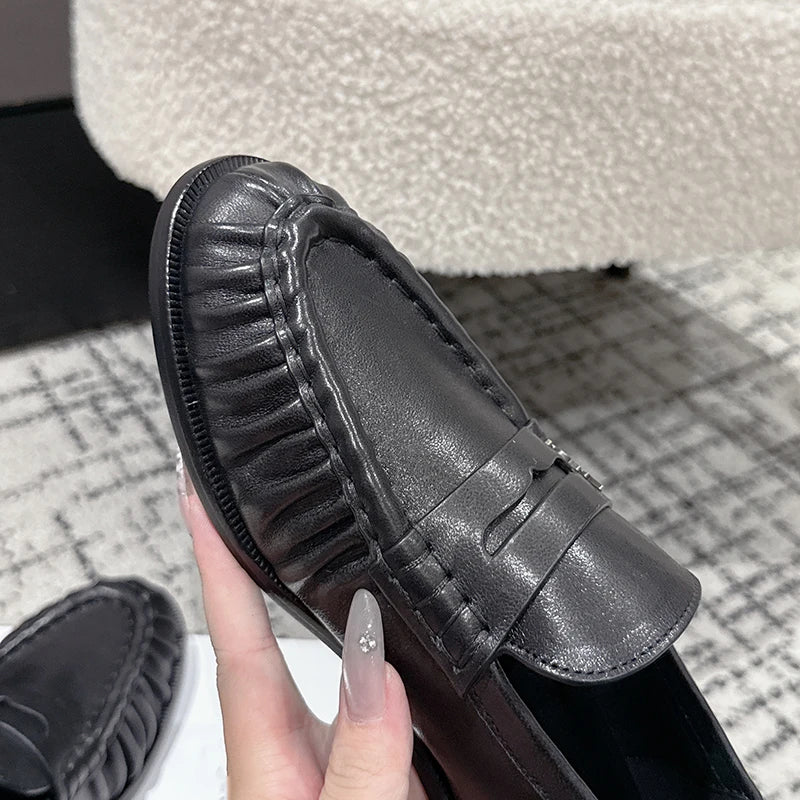 Mocassins plissés en cuir lisse pour femme