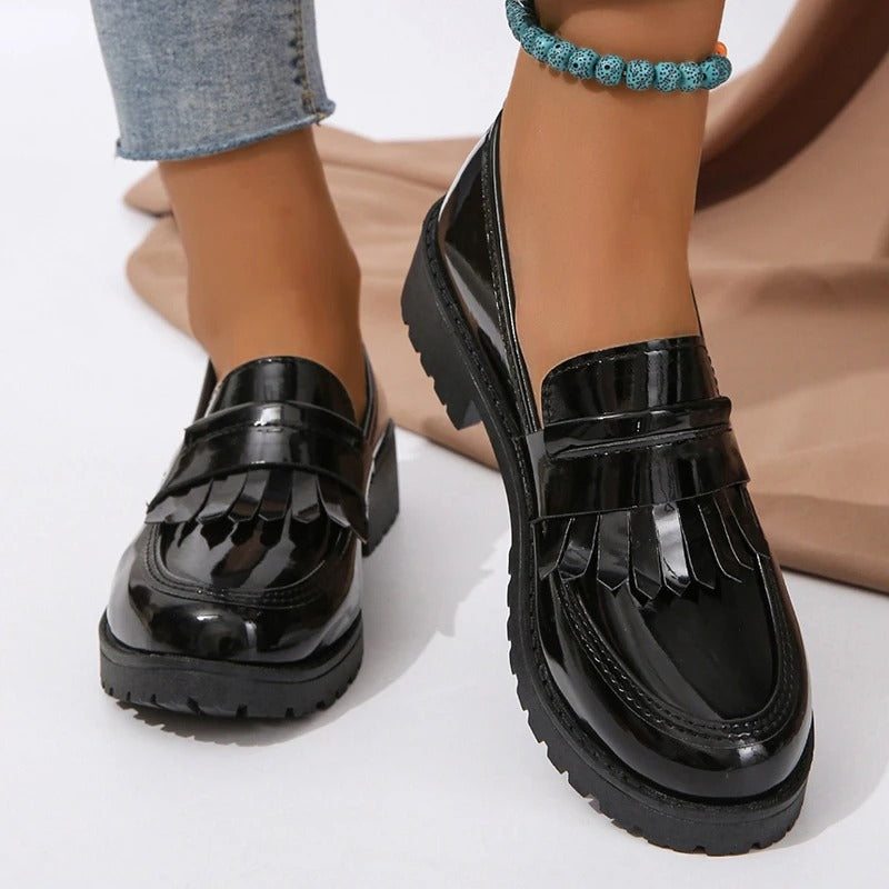 Mocassins à franges vernis pour femme