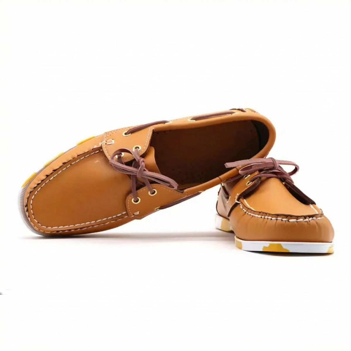 Mocassin bateau en cuir semelle colorée