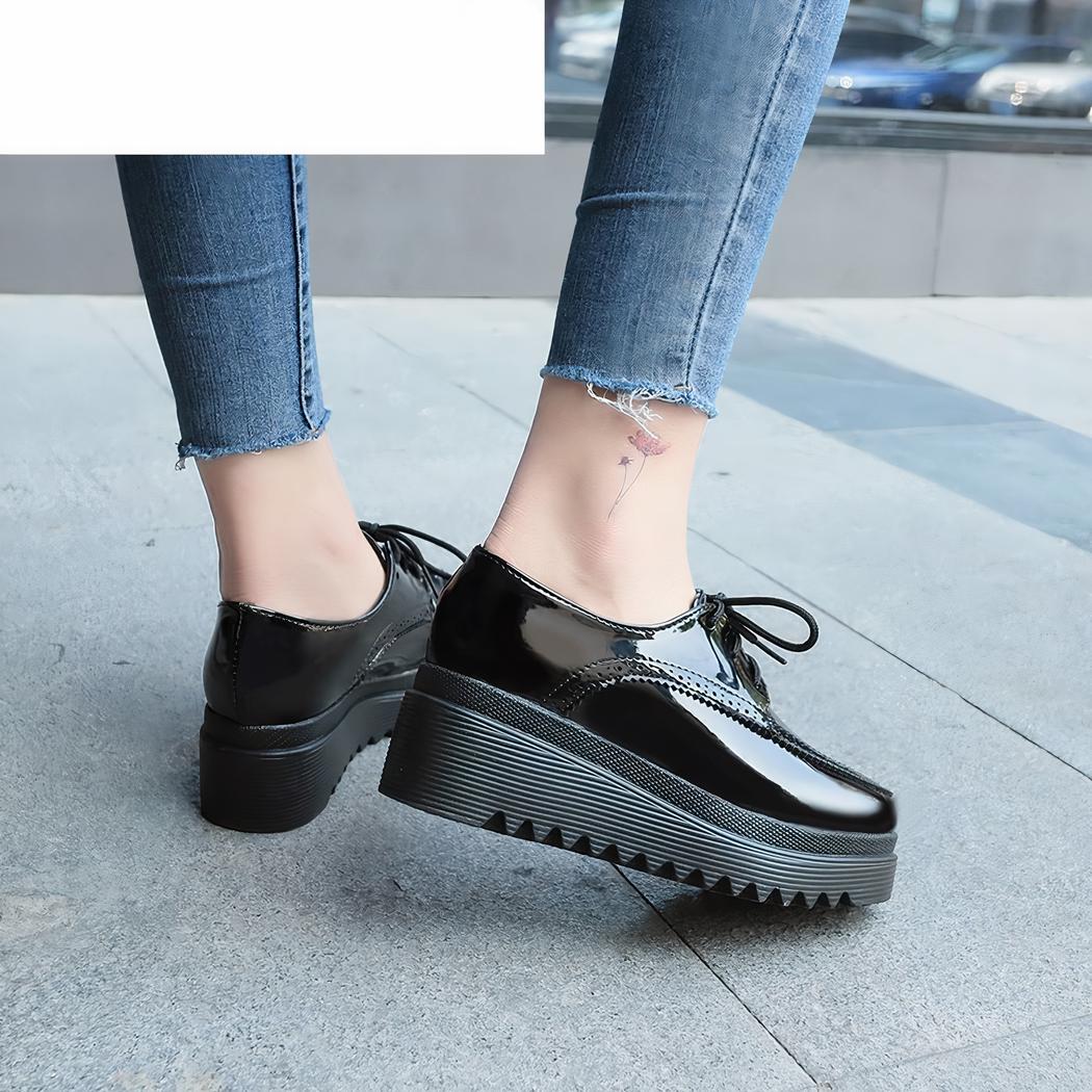 Mocassin à lacets à semelles épaisses pour femme
