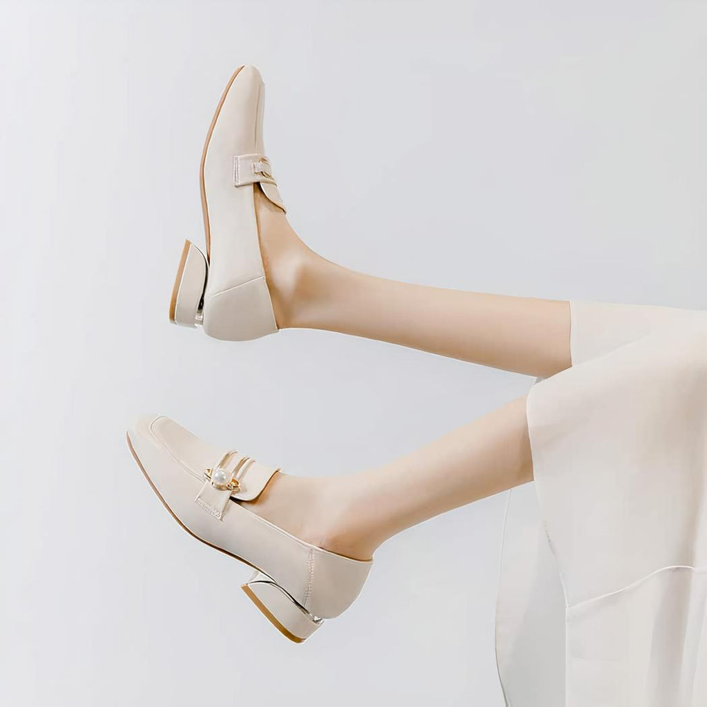 mocassin blanc à talon