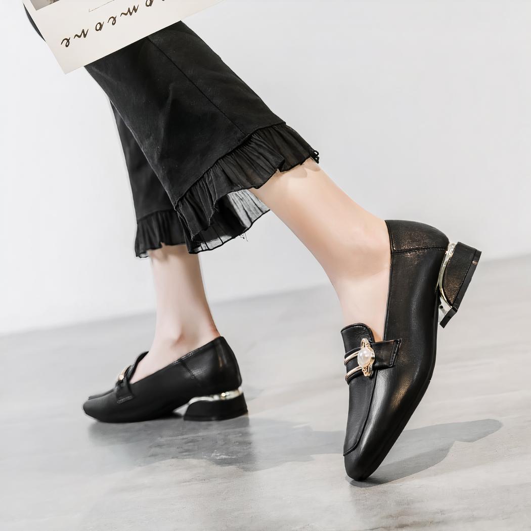 mocassin noir à talon