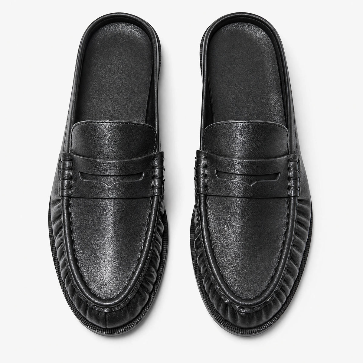 Mocassin Cuir Lisse Femme Plissé Talon Ouvert - Fond neutre