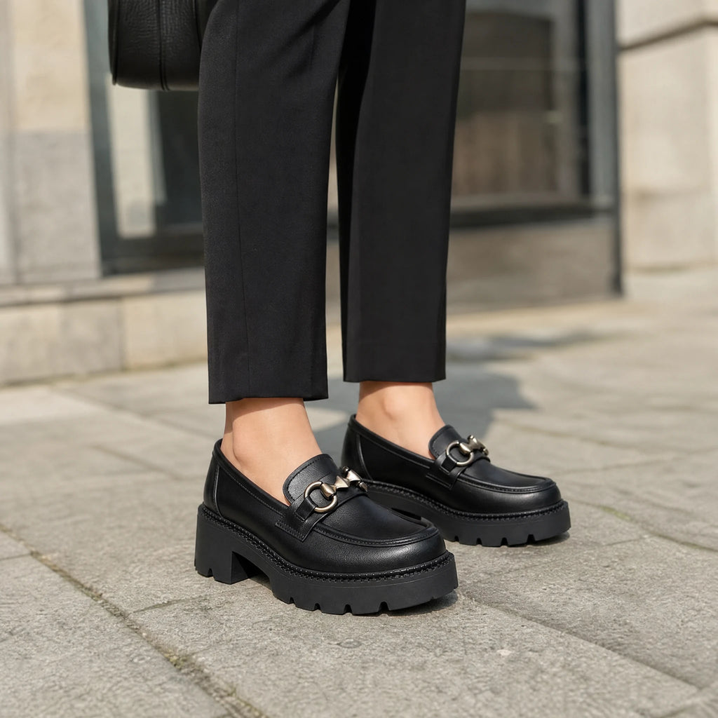 Mocassin Cuir Noir Femme à Plateforme Crantée et Chainette - Utilisation du produit