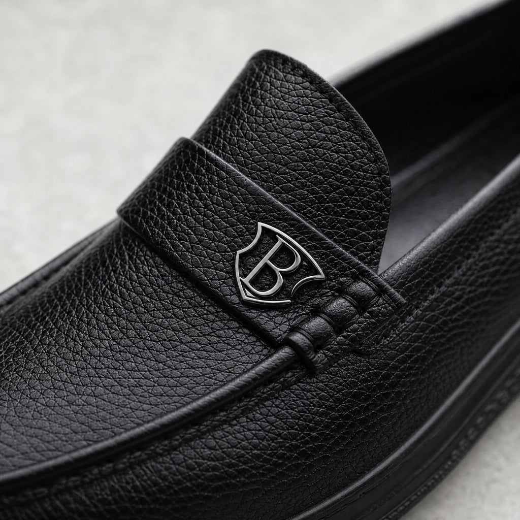 Mocassin homme semelle épaisse en cuir grainé noir - Détail matière