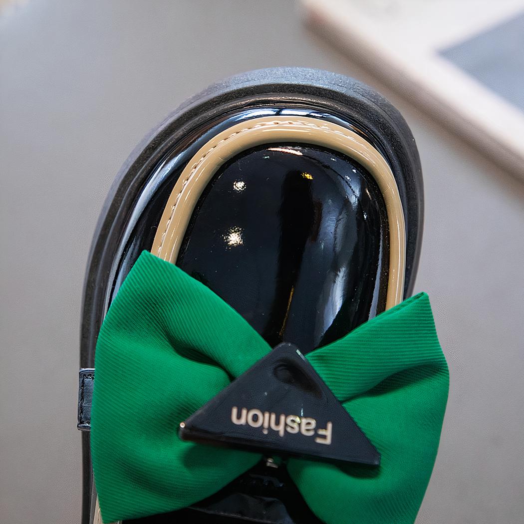 Mocassin style britannique pour filles