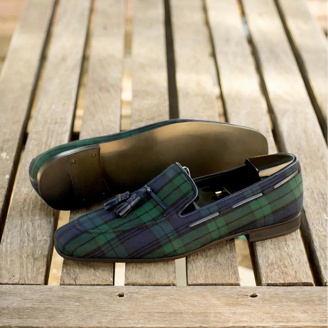 Mocassins à gland à carreaux bleu et vert pour homme