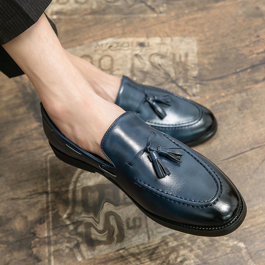 Mocassins à glands classiques en cuir lisse