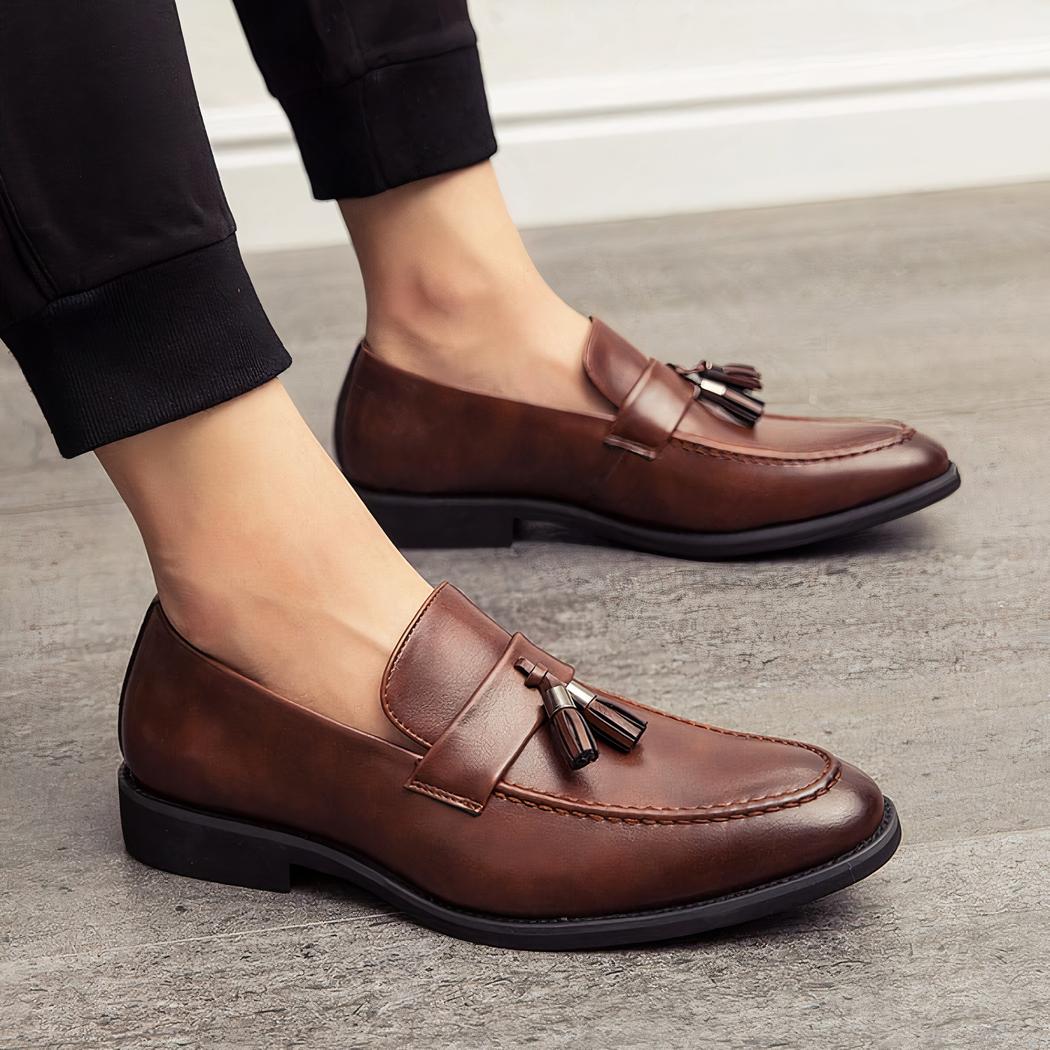 Mocassins à glands en cuir lisse respirant