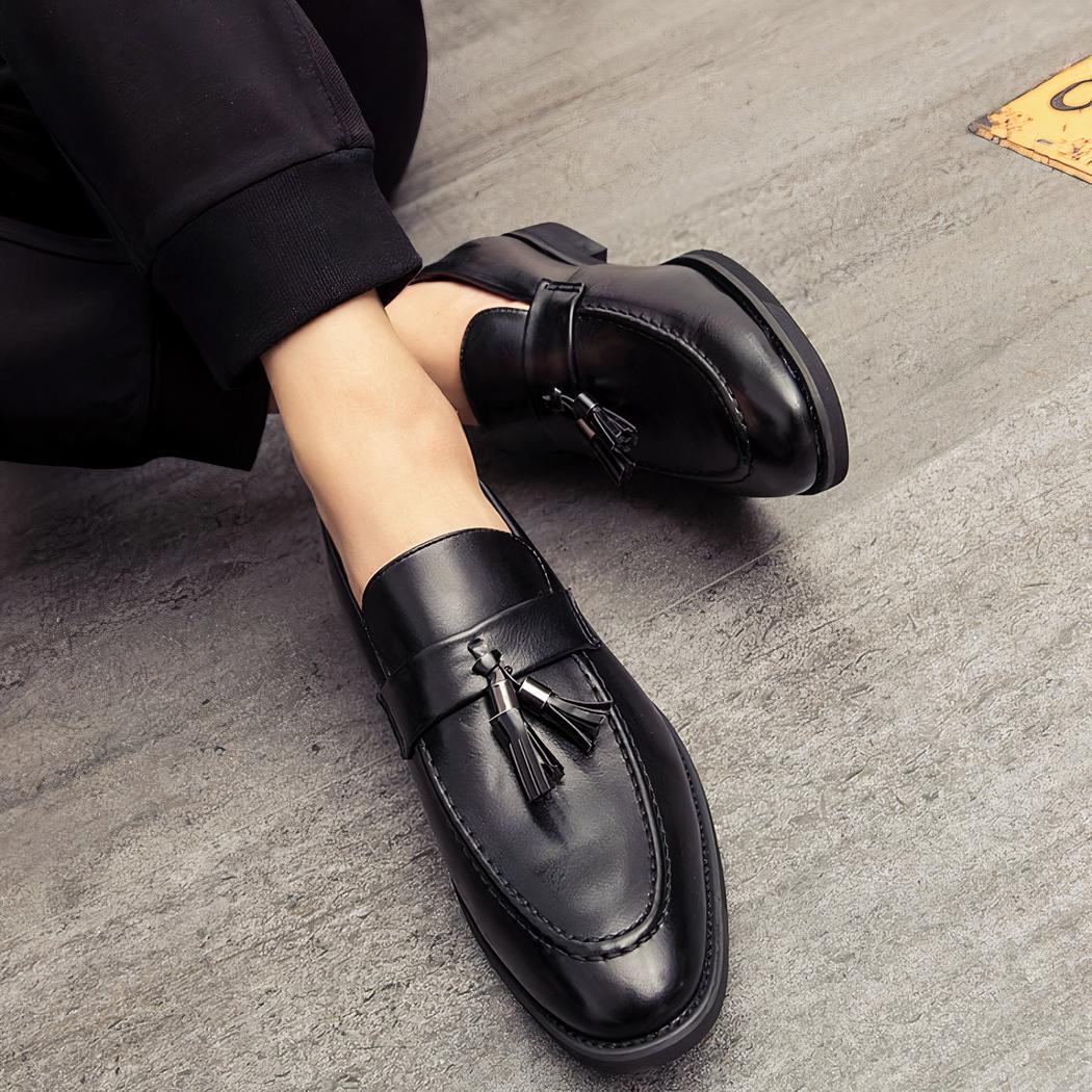 Mocassins à glands en cuir lisse respirant