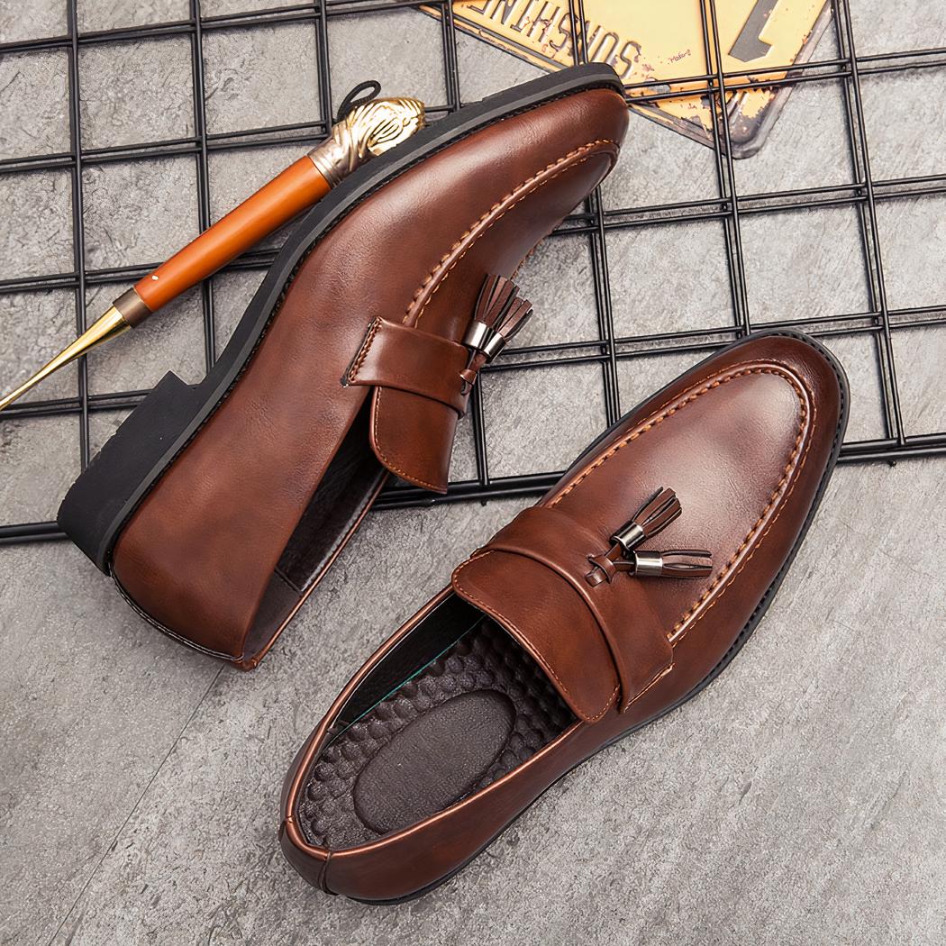 Mocassins à glands en cuir lisse respirant