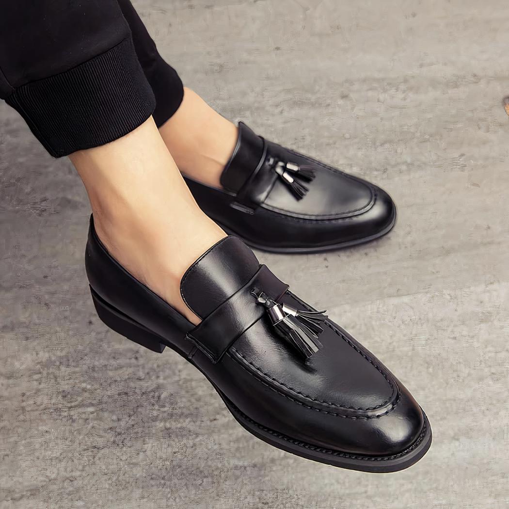 Mocassins à glands en cuir lisse respirant