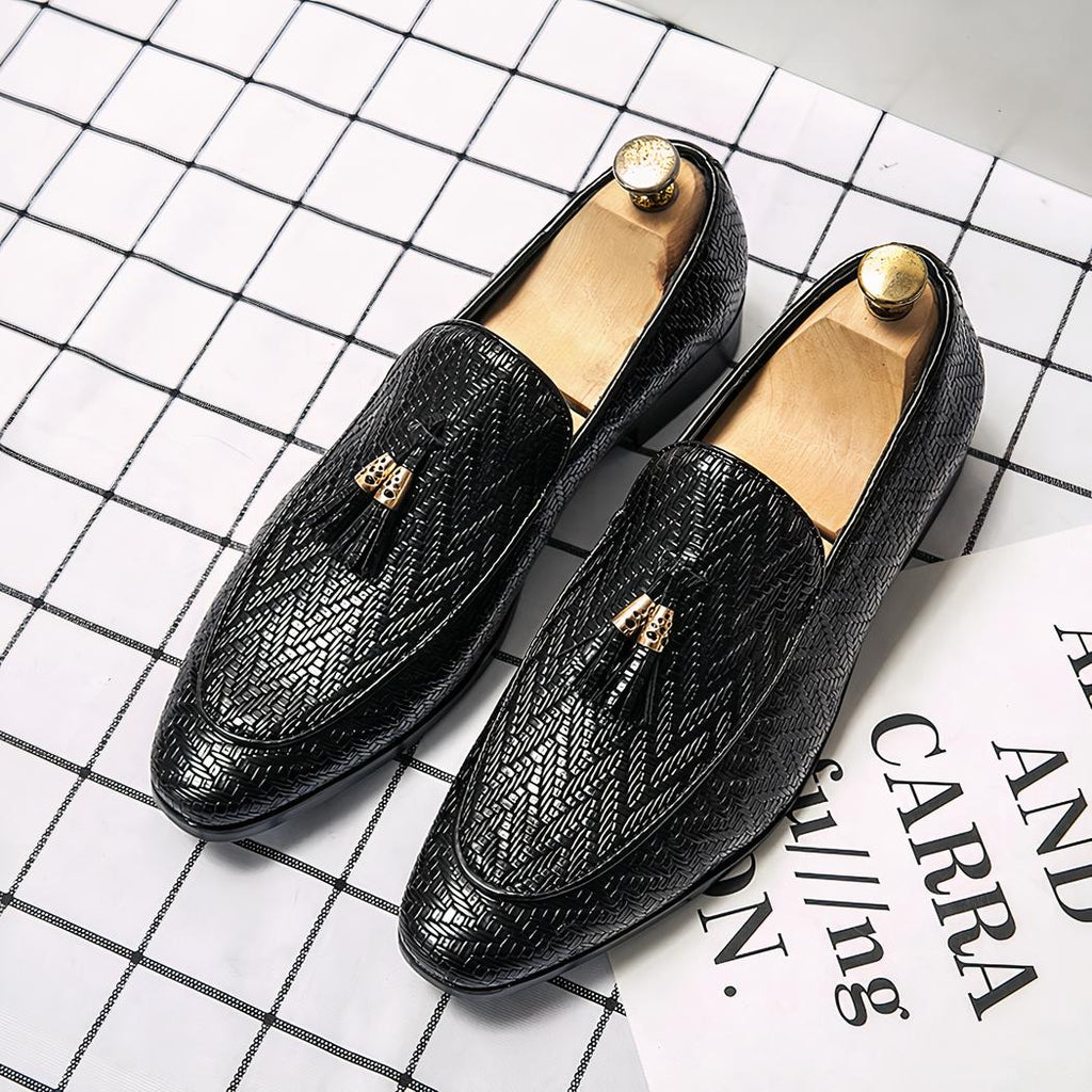 Mocassins à glands en cuir motif zigzag tissé