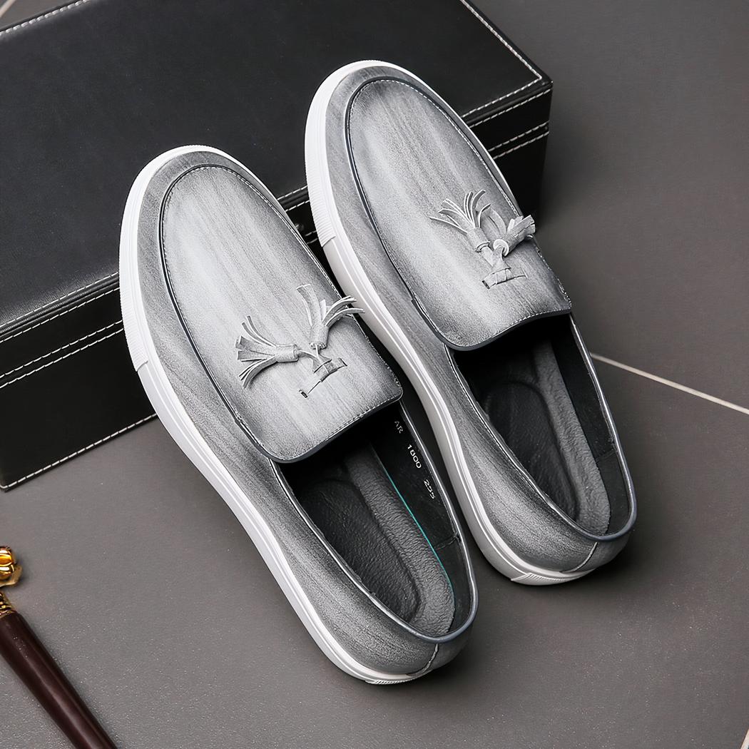Mocassins à gland en cuir à semelles blanches pour hommes