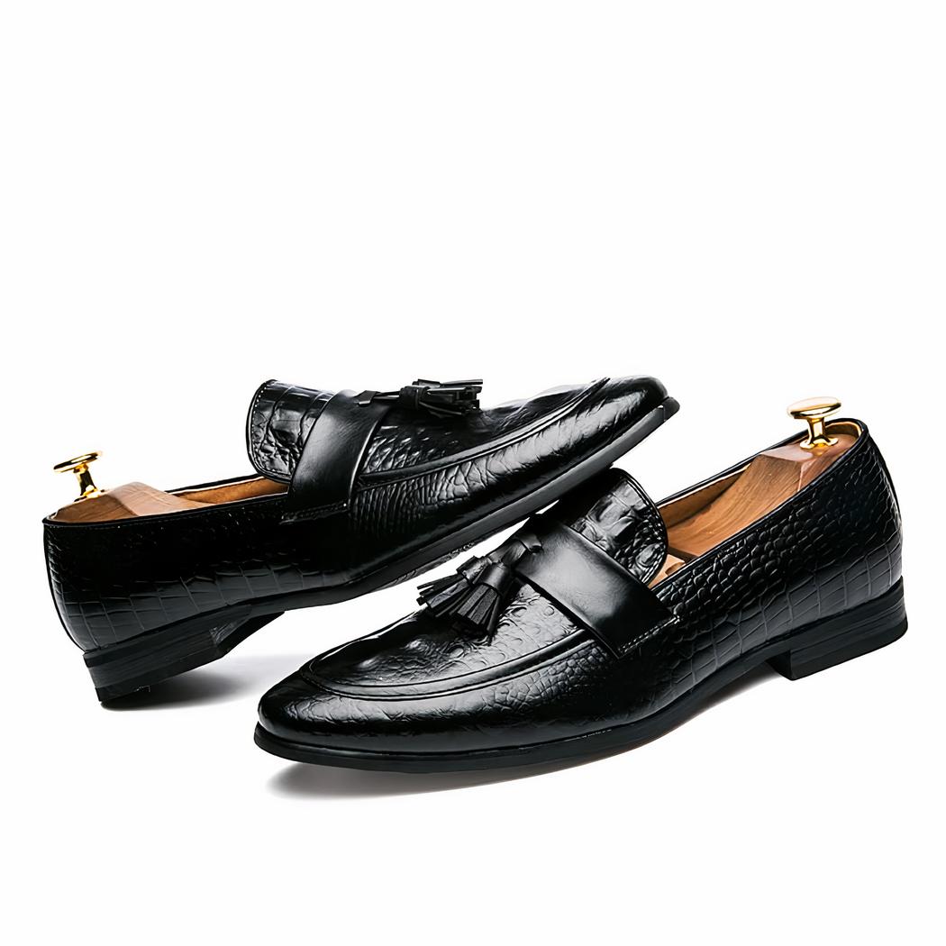 Mocassins à glands effet cuir crocodile