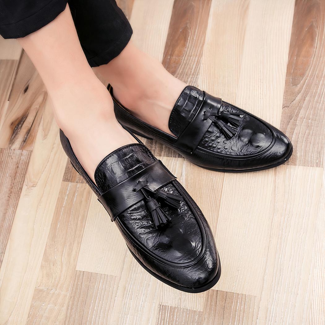 Mocassins à glands effet cuir crocodile