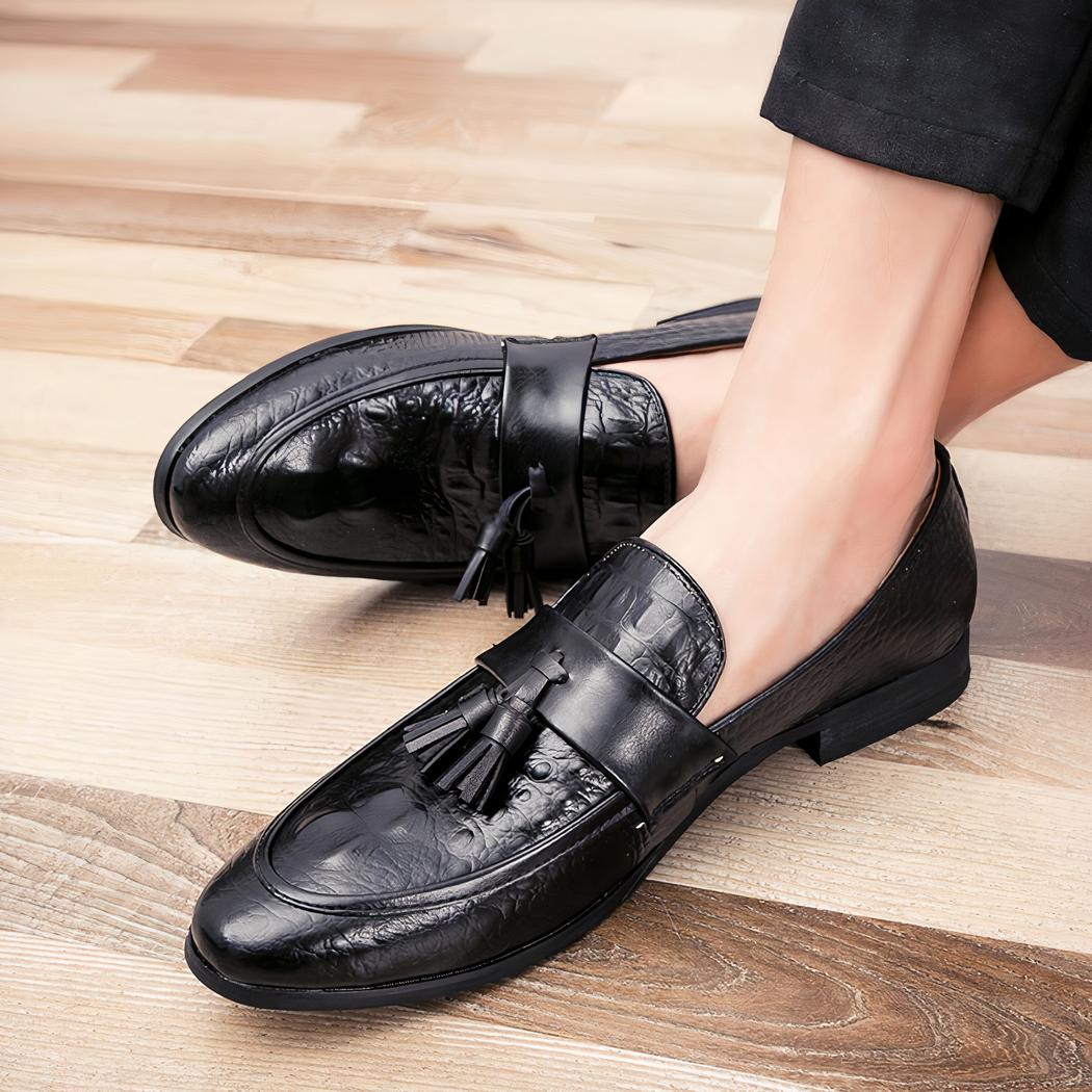 Mocassins à glands effet cuir crocodile