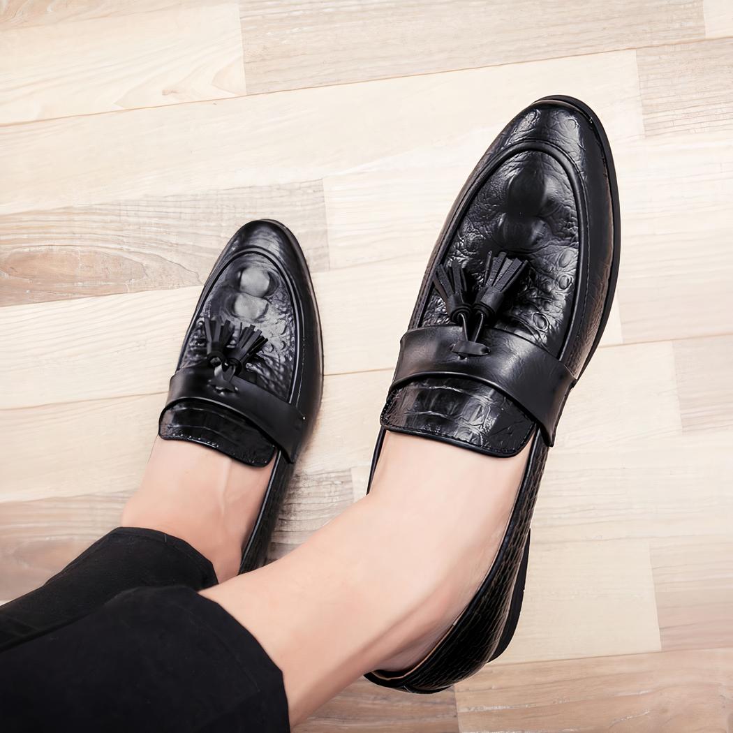 Mocassins à glands effet cuir crocodile