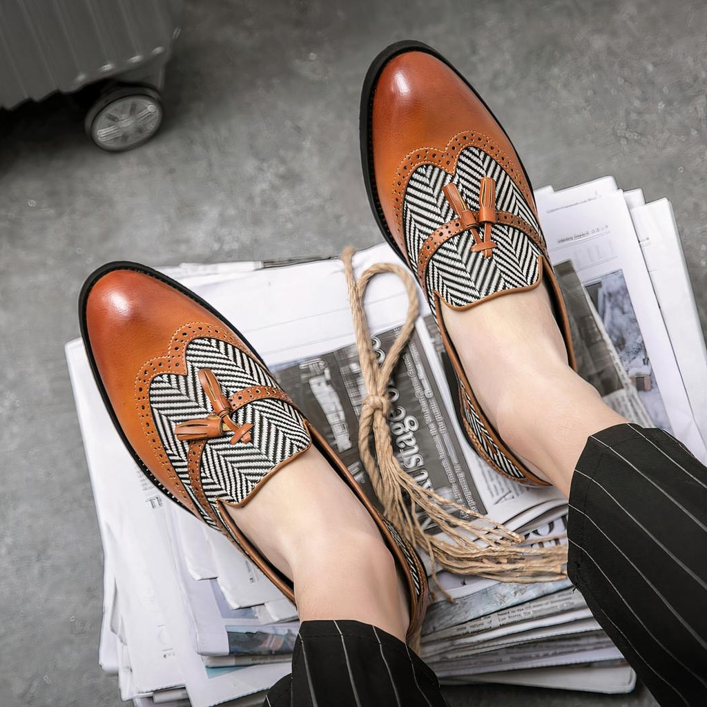 Mocassins à glands en cuir motif à chevrons