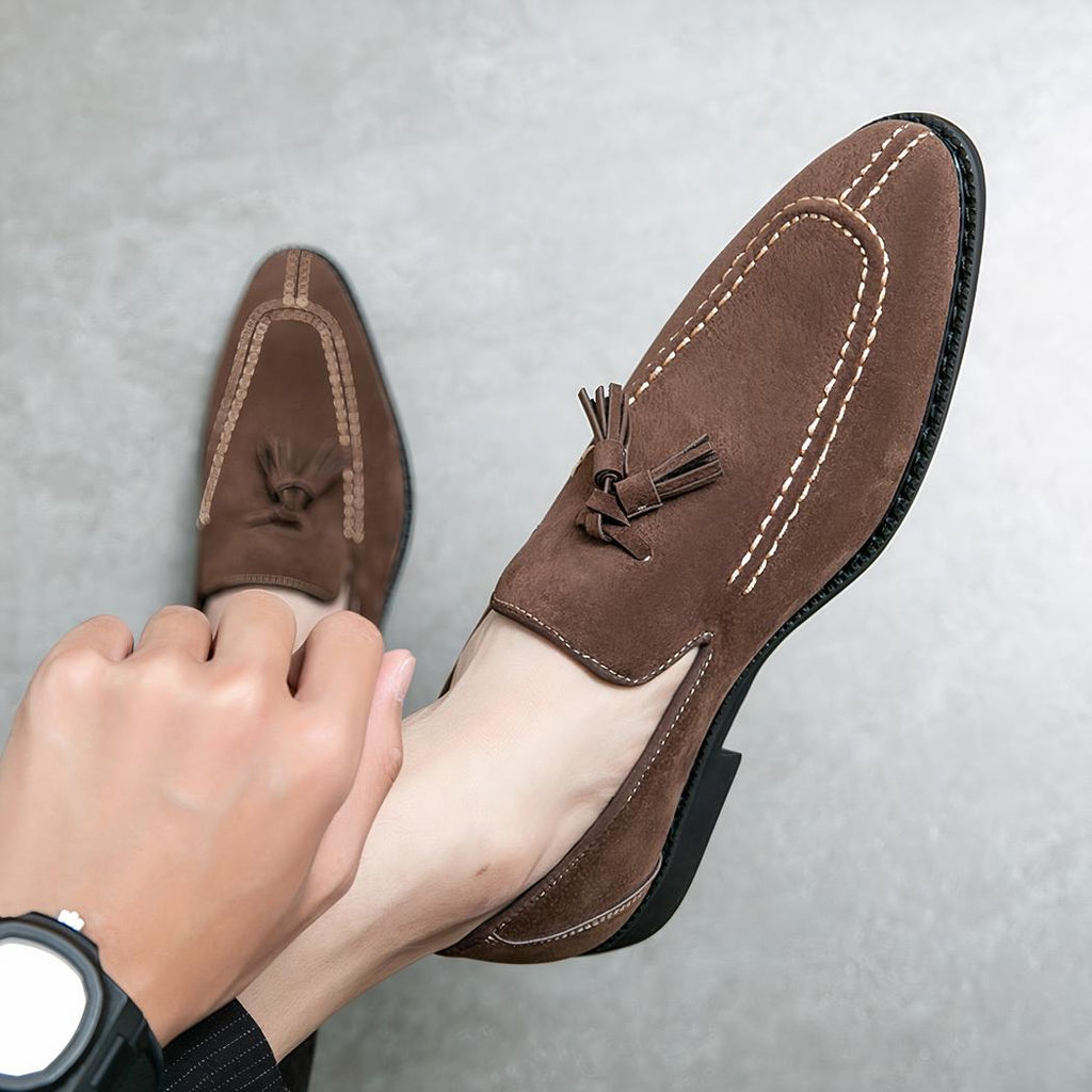 Mocassins à glands en daim style vintage