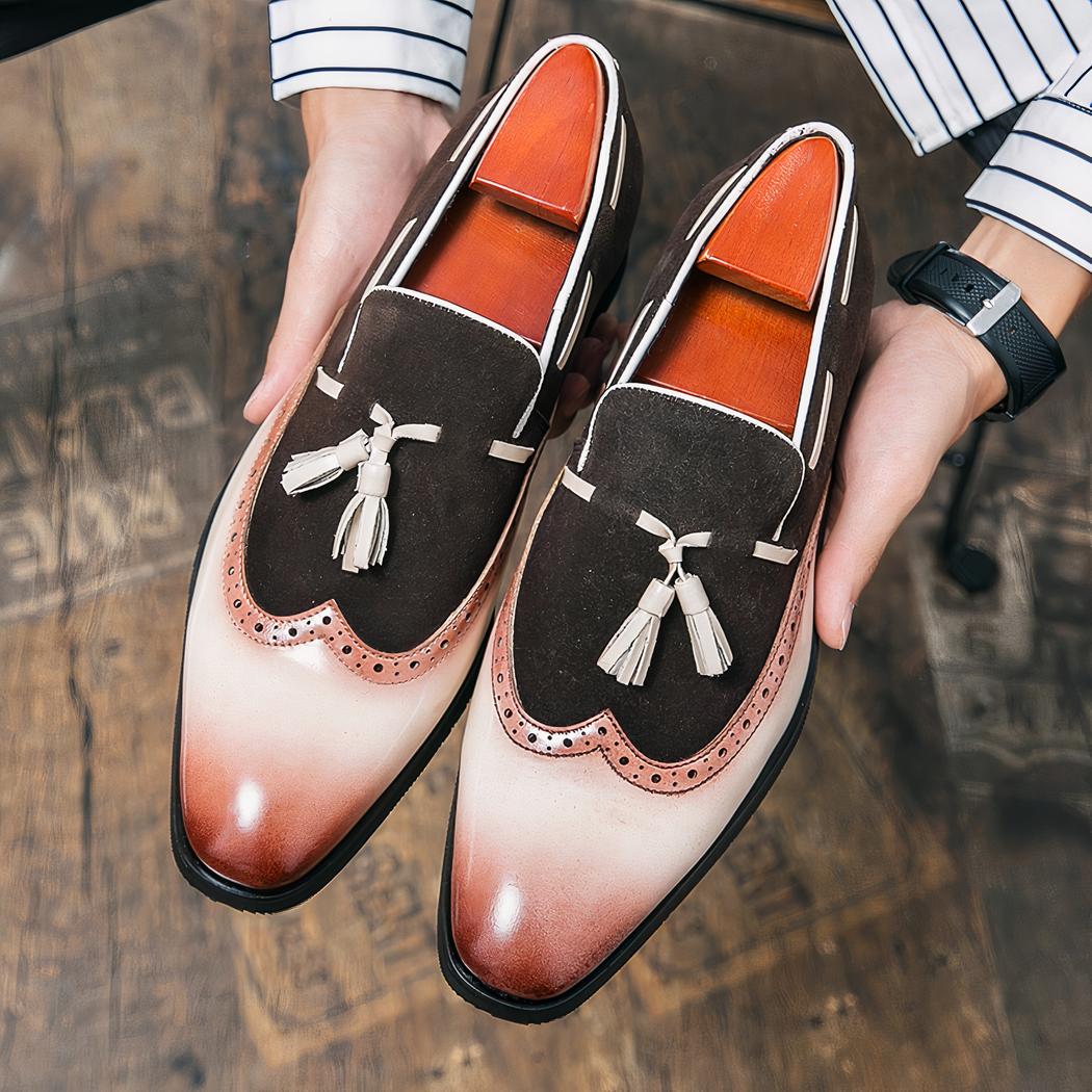 Mocassins à glands au design original pour homme