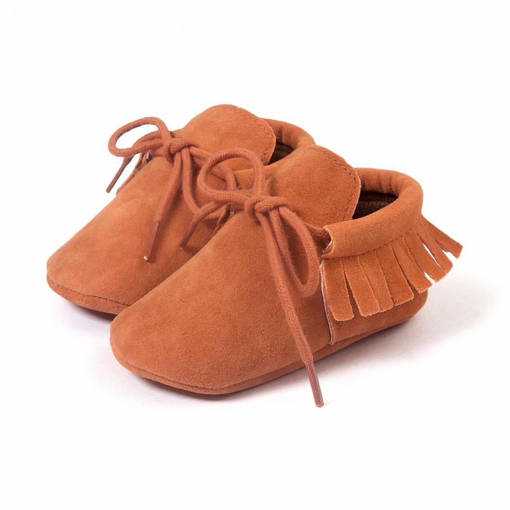 Mocassins à lacets avec des franges pour bébé