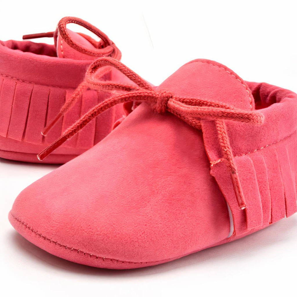 Mocassins à lacets avec des franges pour bébé