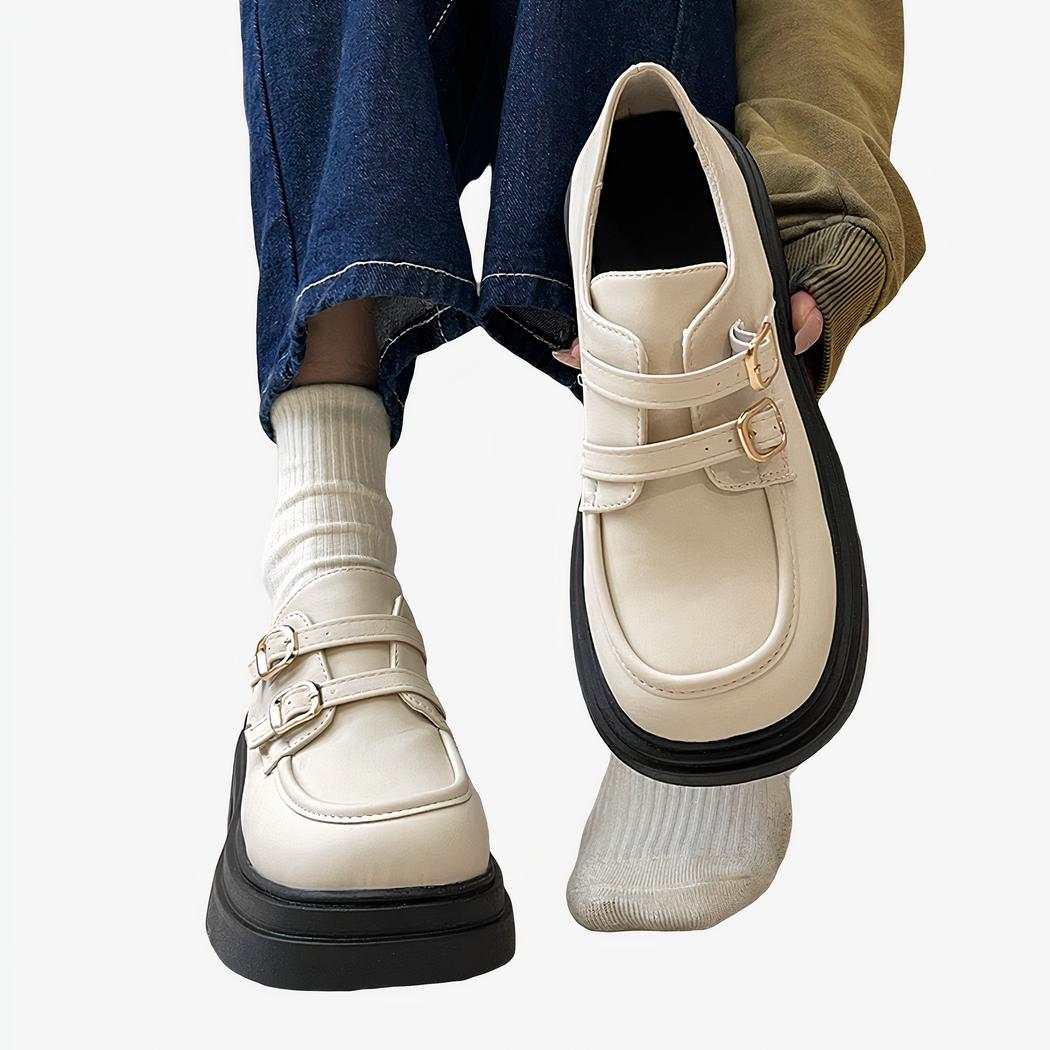 Mocassins à plateforme en cuir avec des sangles pour femmes