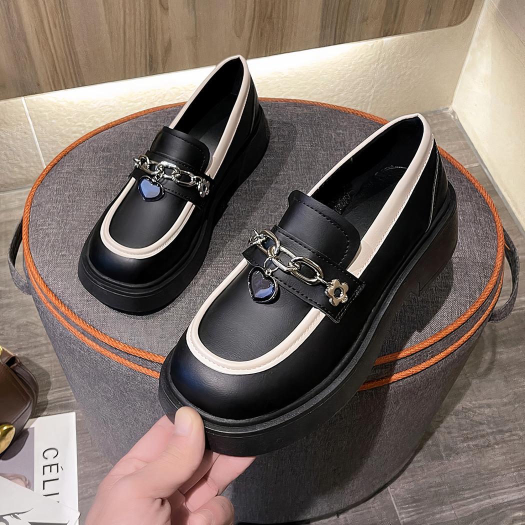 Mocassins à plateforme de style britannique pour femme