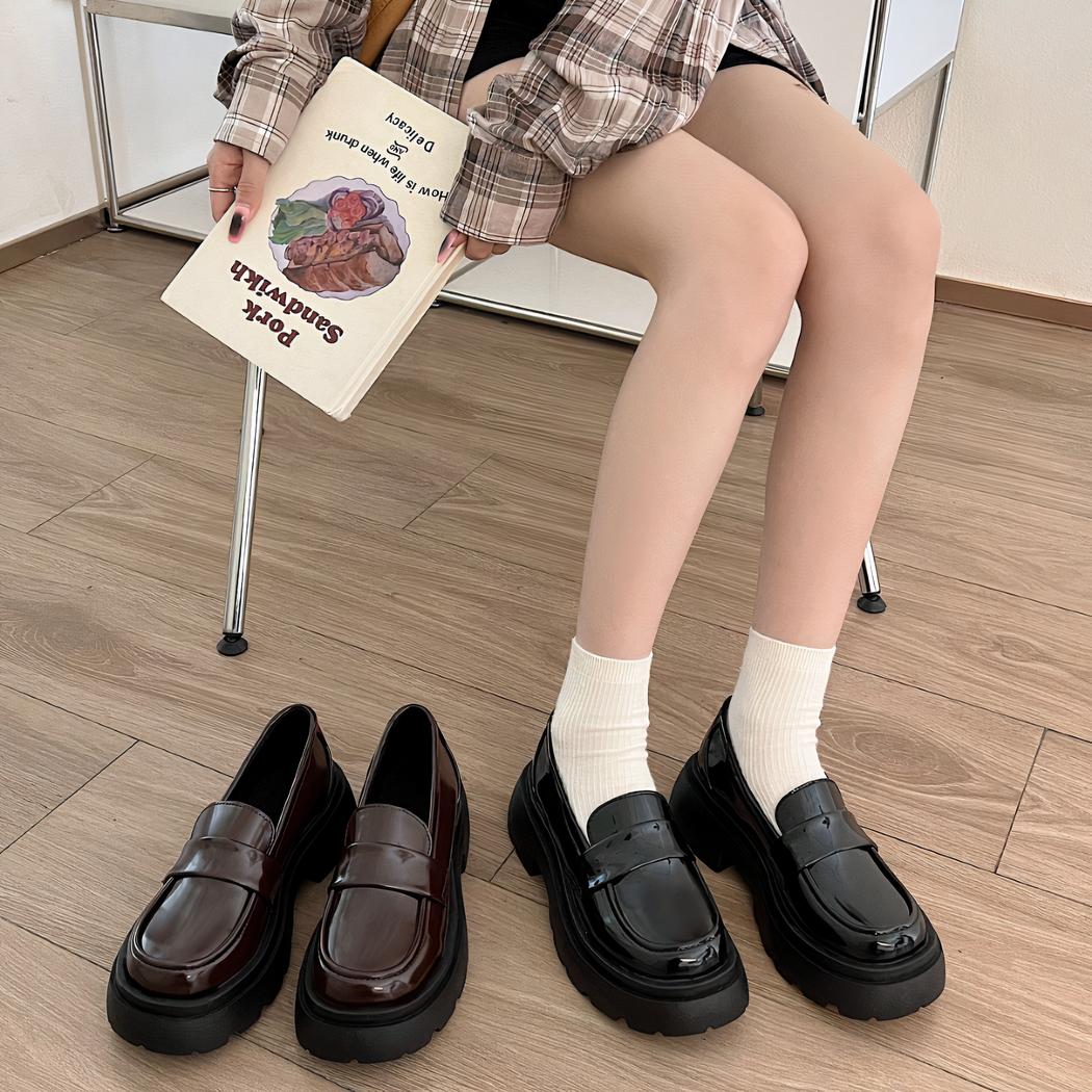 Mocassins à plateforme vernis pour femmes