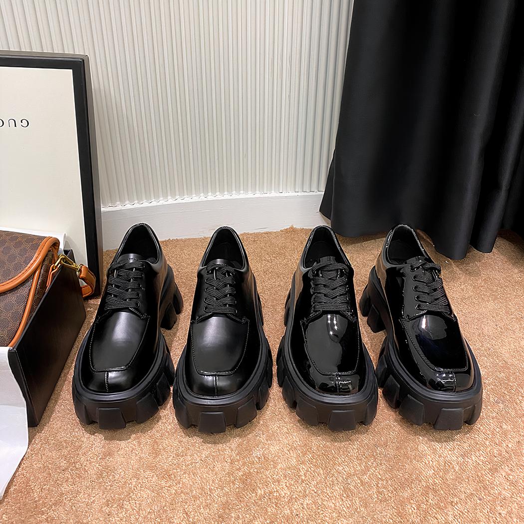 Mocassins à plateforme épaisse style britannique