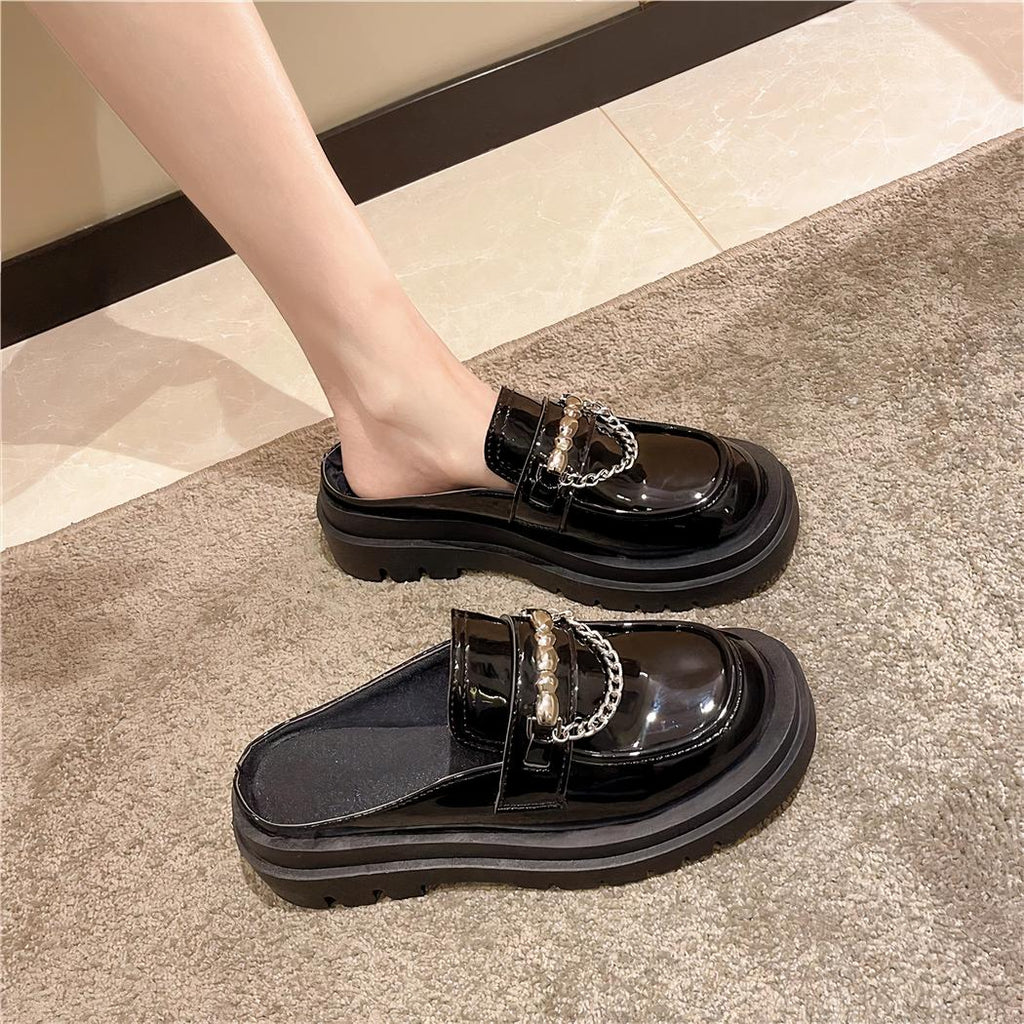 Mocassins à plateforme et chaînettes argentées pour femme