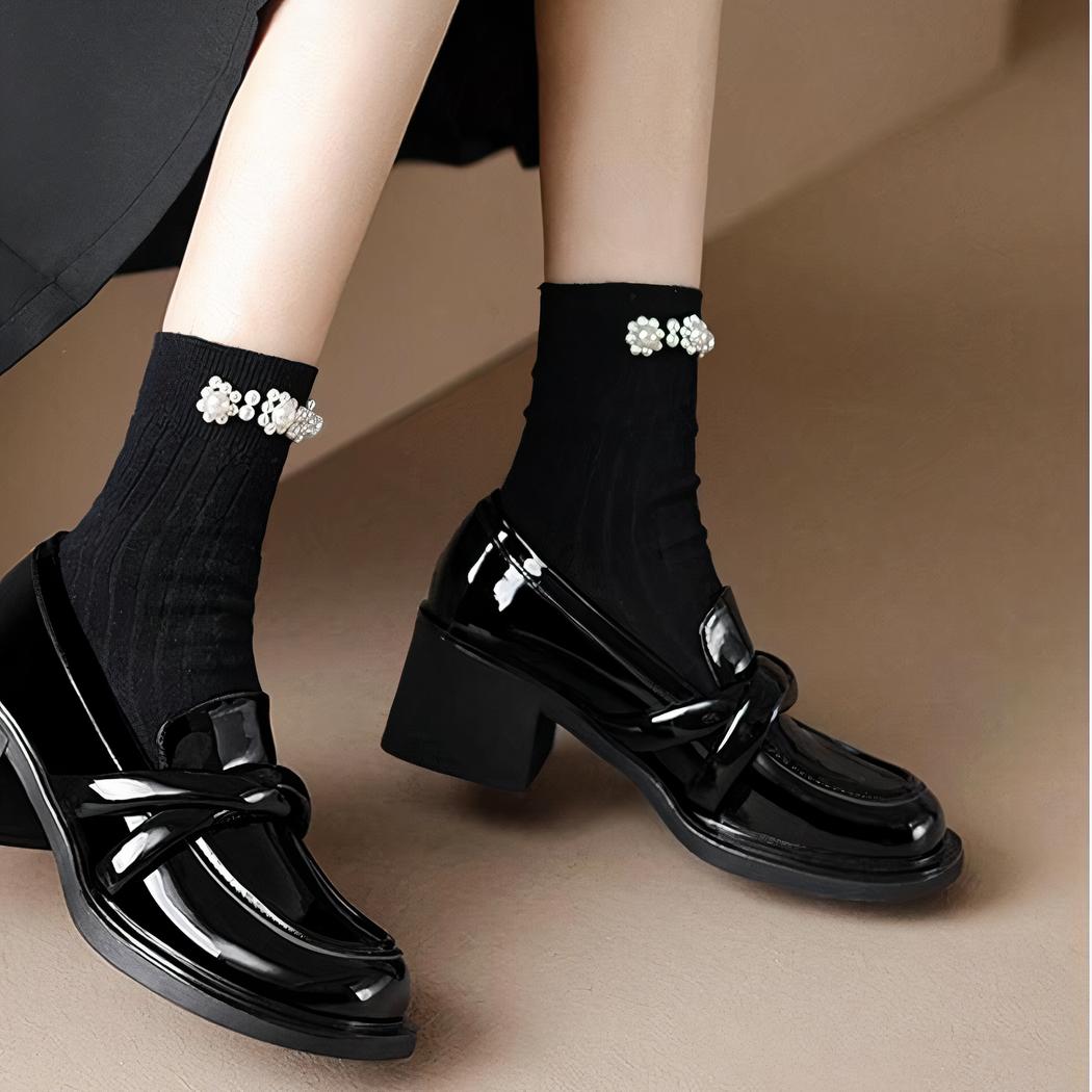 Mocassins à talon carré noir pour femmes