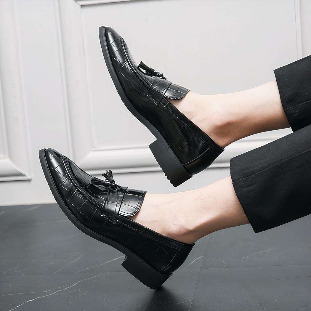 Mocassins à tête pointue à glands pour homme