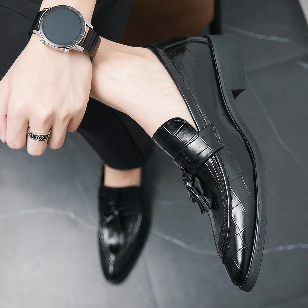 Mocassins à tête pointue à glands pour homme