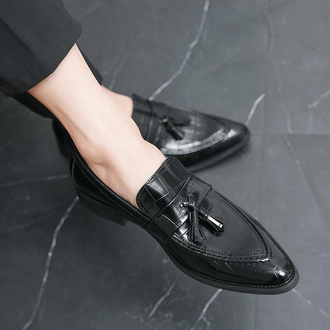 Mocassins à tête pointue à glands pour homme