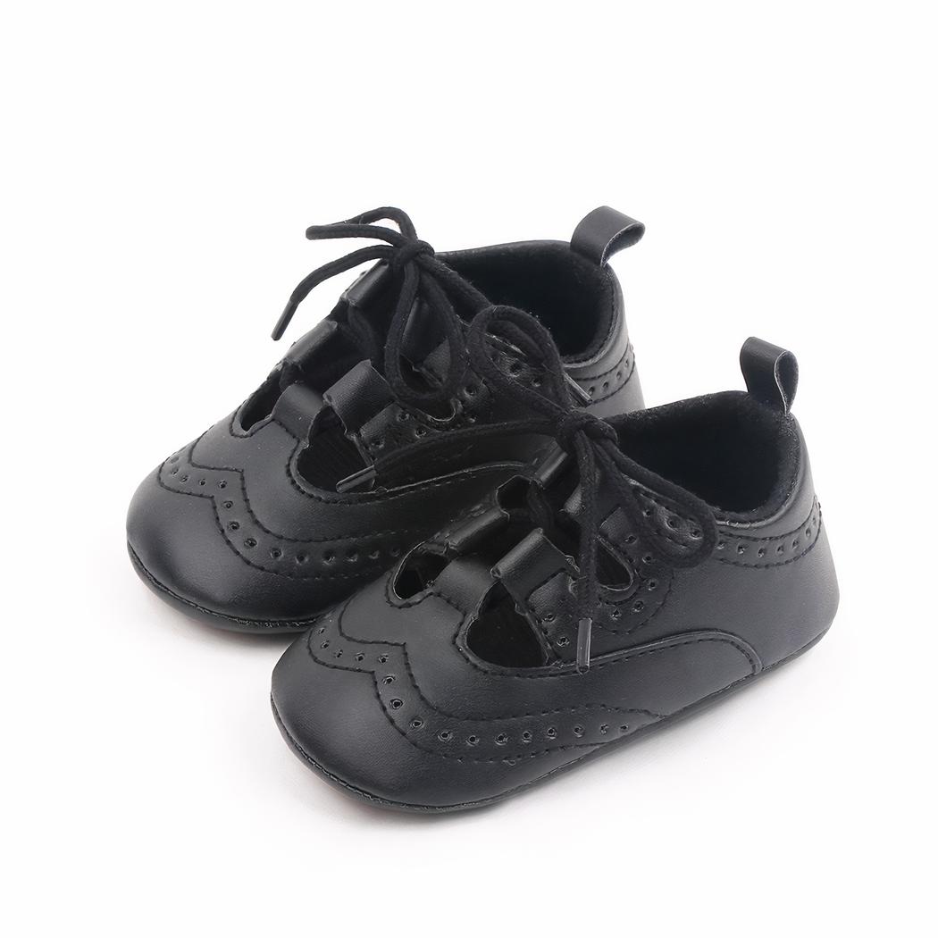 Mocassins ajourés à lacets style baskets pour bébé fille