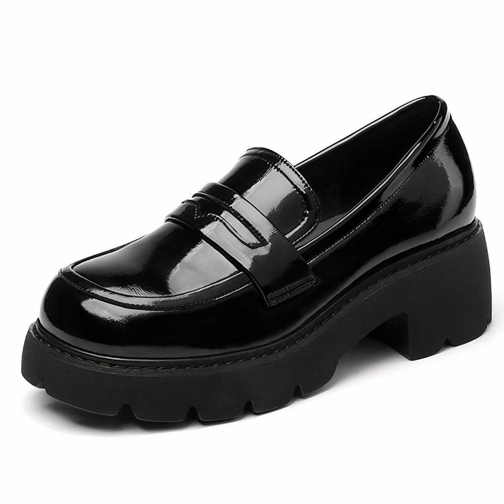 Mocassins aspect cuir vernis à semelle épaisse