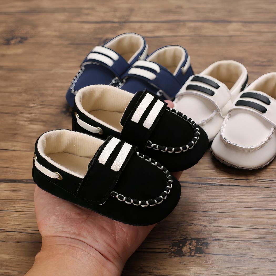 Mocassins bateau avec fermeture velcro pour bébé