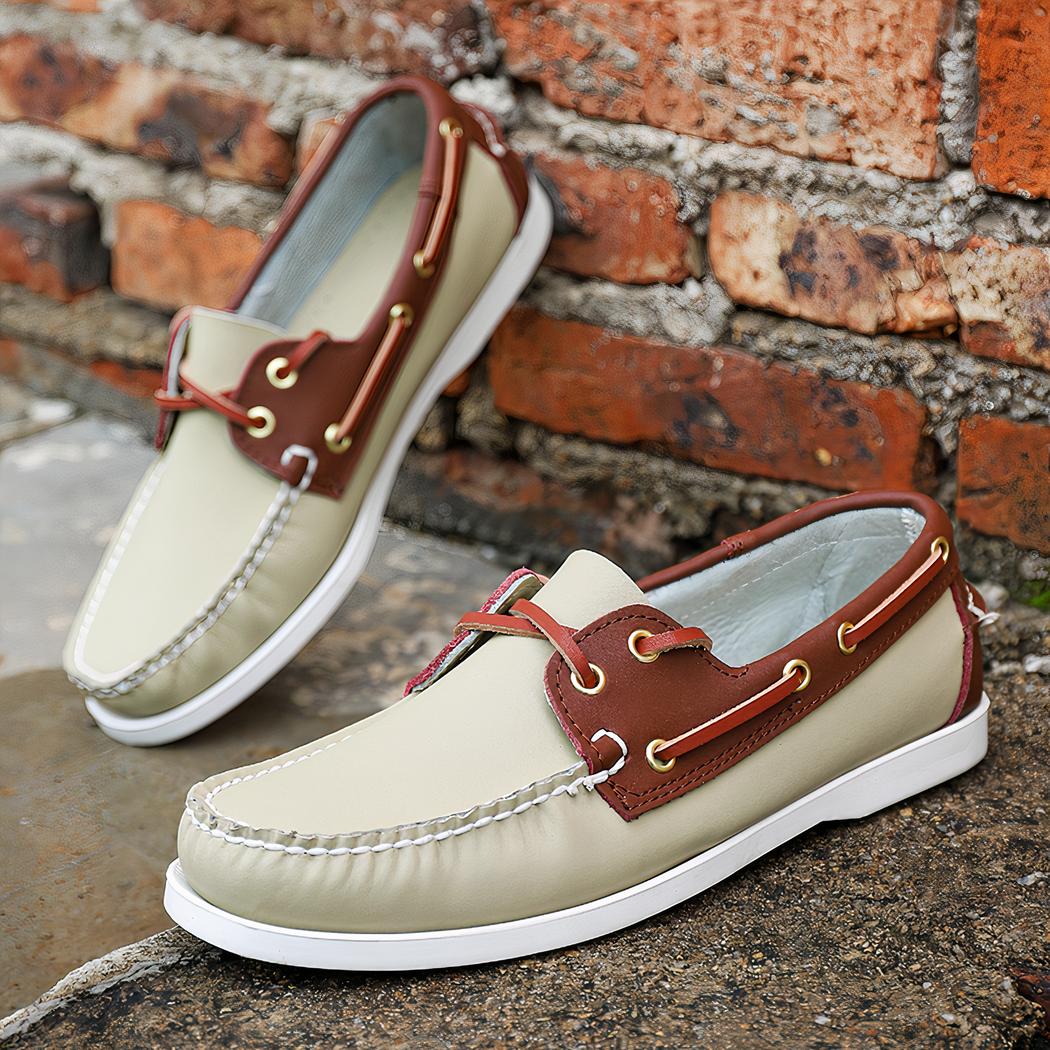 Mocassins bateau bicolores à lacets pour homme