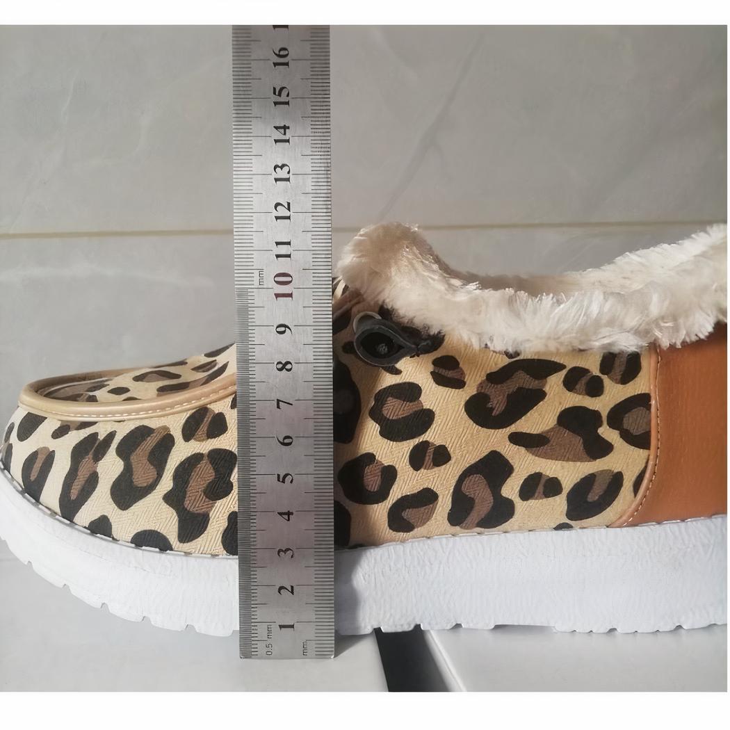 Mocassins bateau en fausse fourrure avec motif léopard