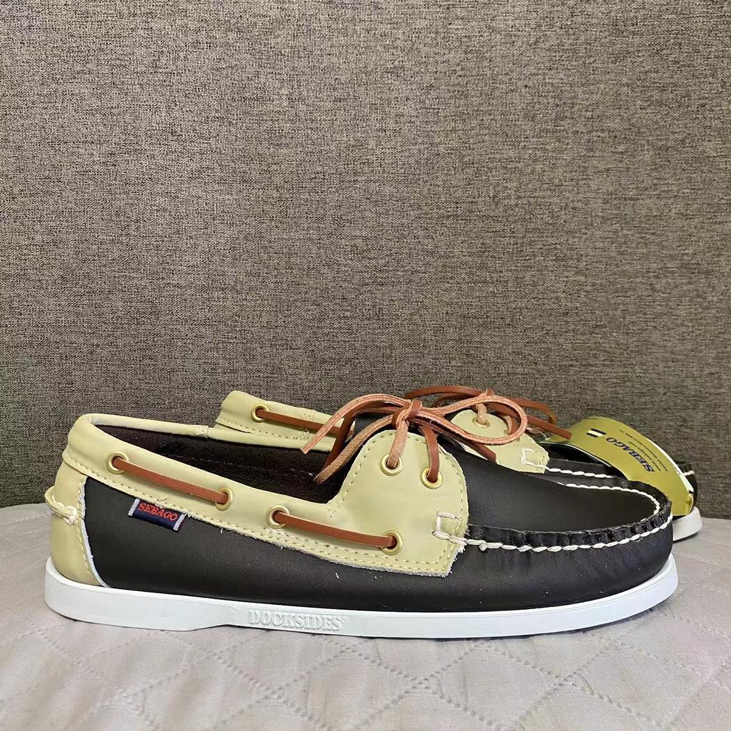 Mocassins bateau noirs bicolores à lacets pour homme