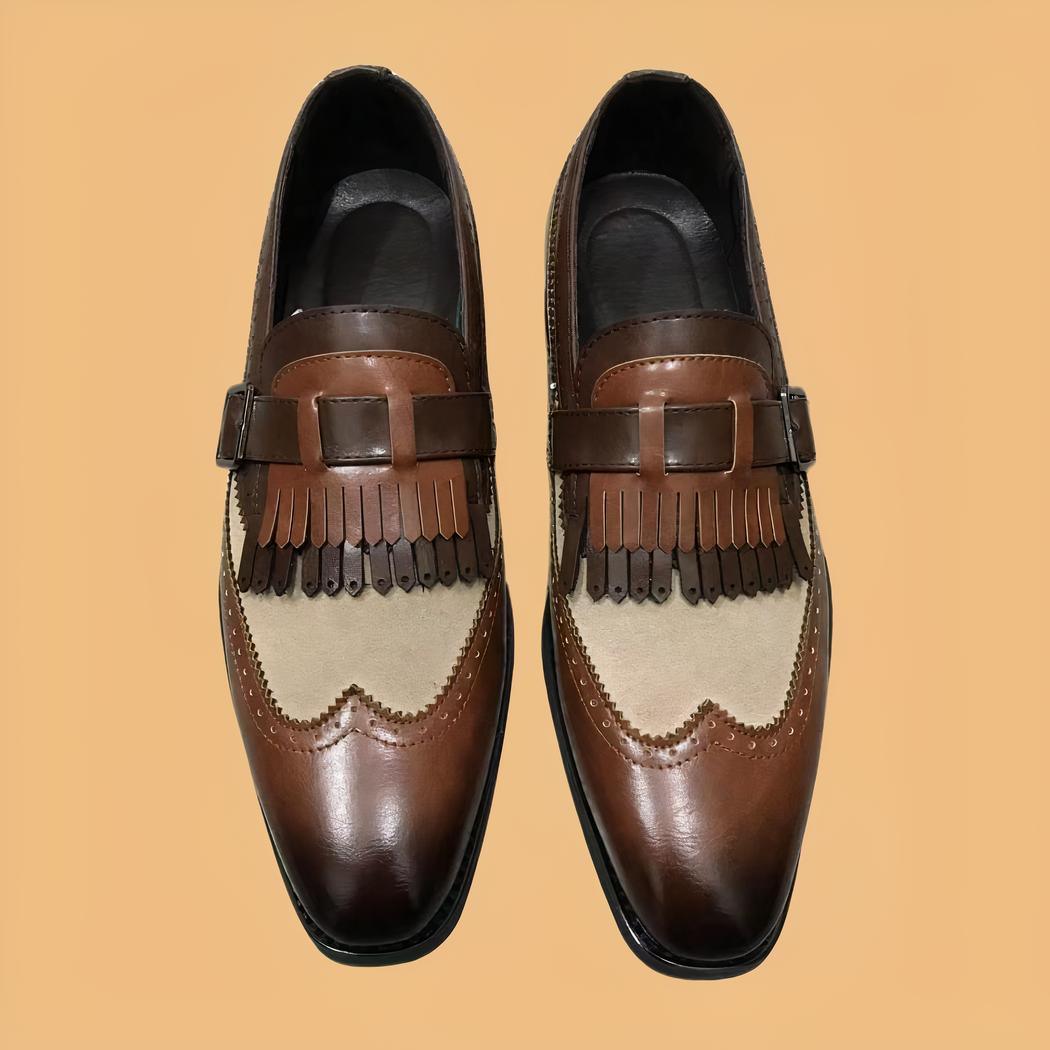 Mocassins bicolores à franges avec boucle