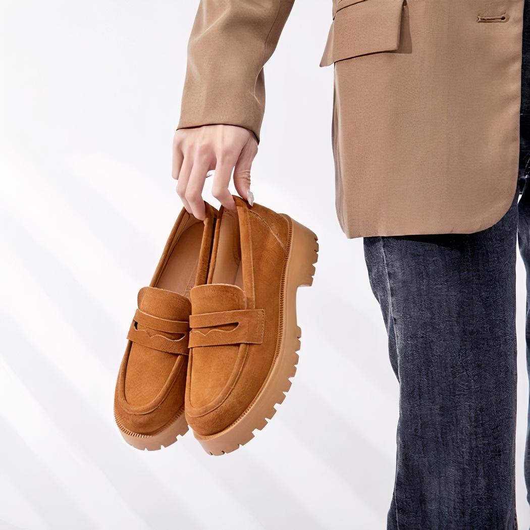 Mocassins classique en daim véritable à semelle épaisse