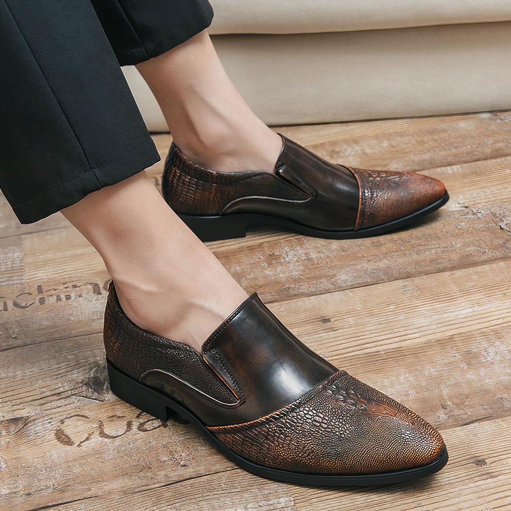 Mocassins vernis effet crocodile de luxe pour homme