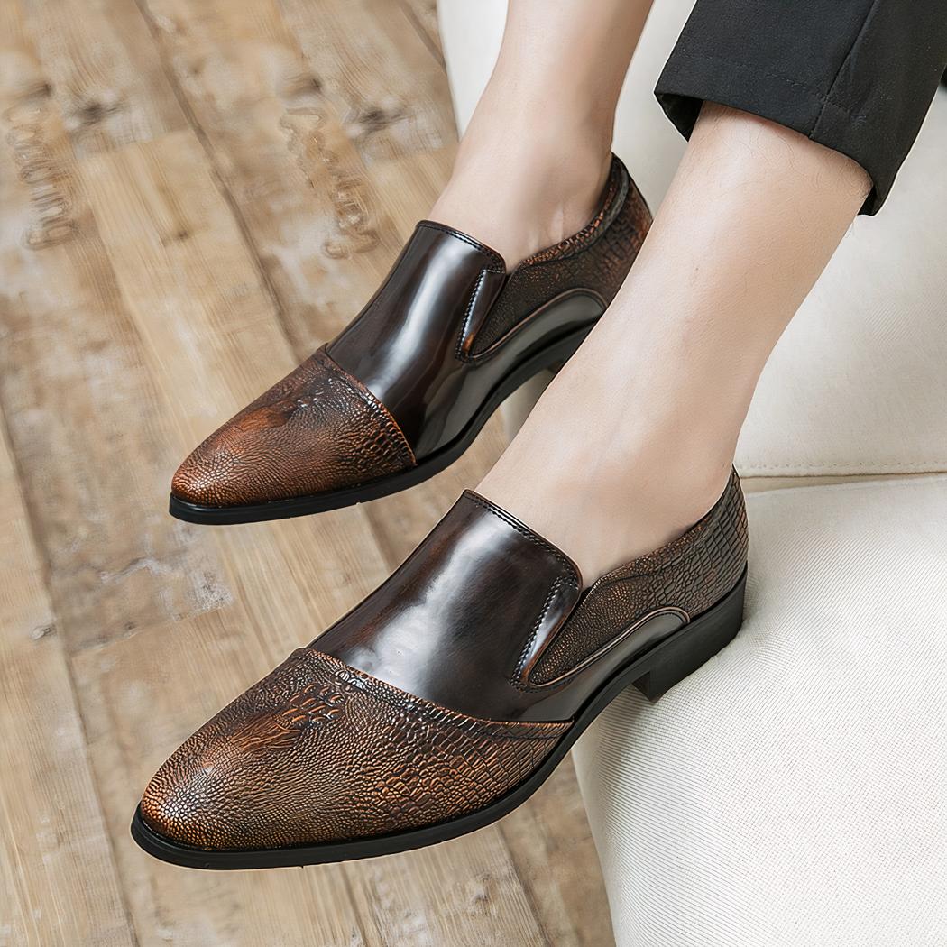 Mocassins vernis effet crocodile de luxe pour homme