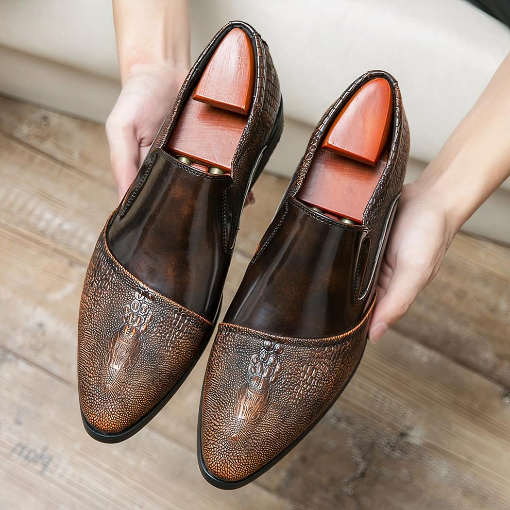 Mocassins vernis effet crocodile de luxe pour homme
