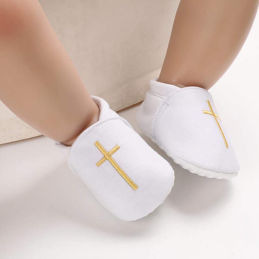Mocassins de baptême blancs en coton pour bébé