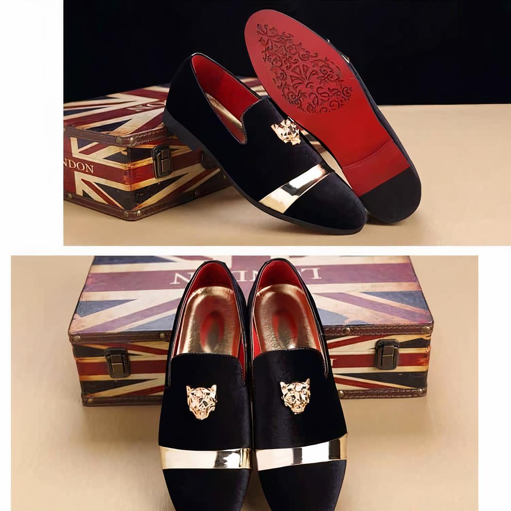 Mocassins de mariage en velours avec écusson tigre